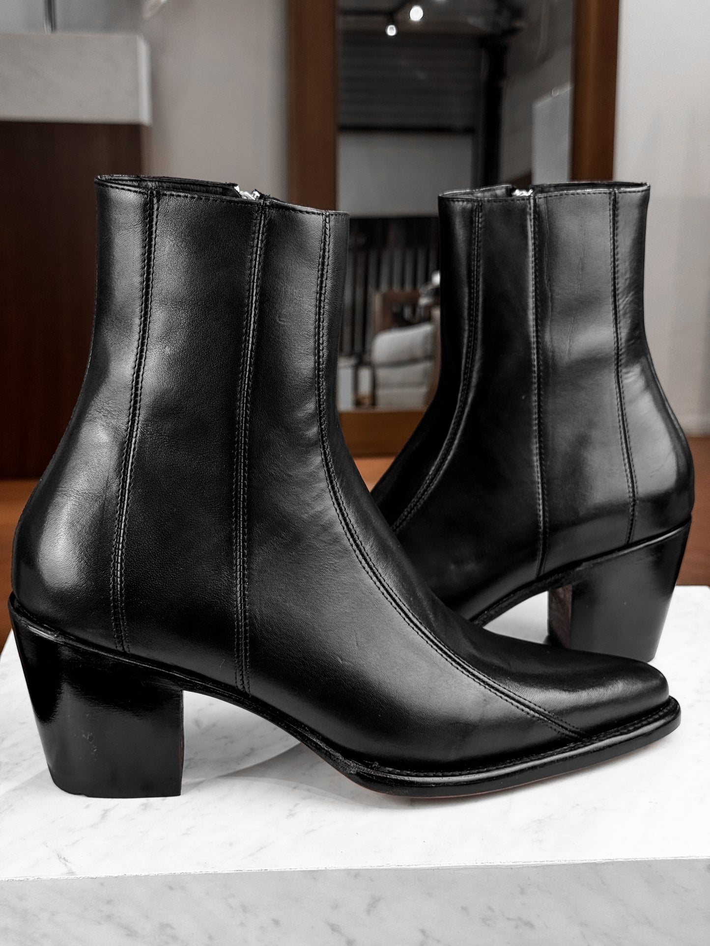 BLACK VARSOVIA (SUELA ROJA)