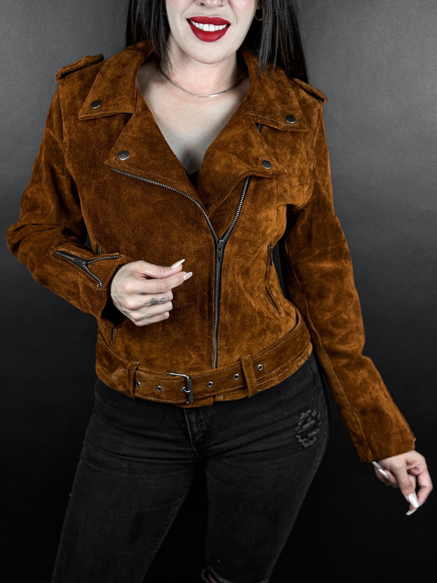 CHESTNUT BIKER WOMAN