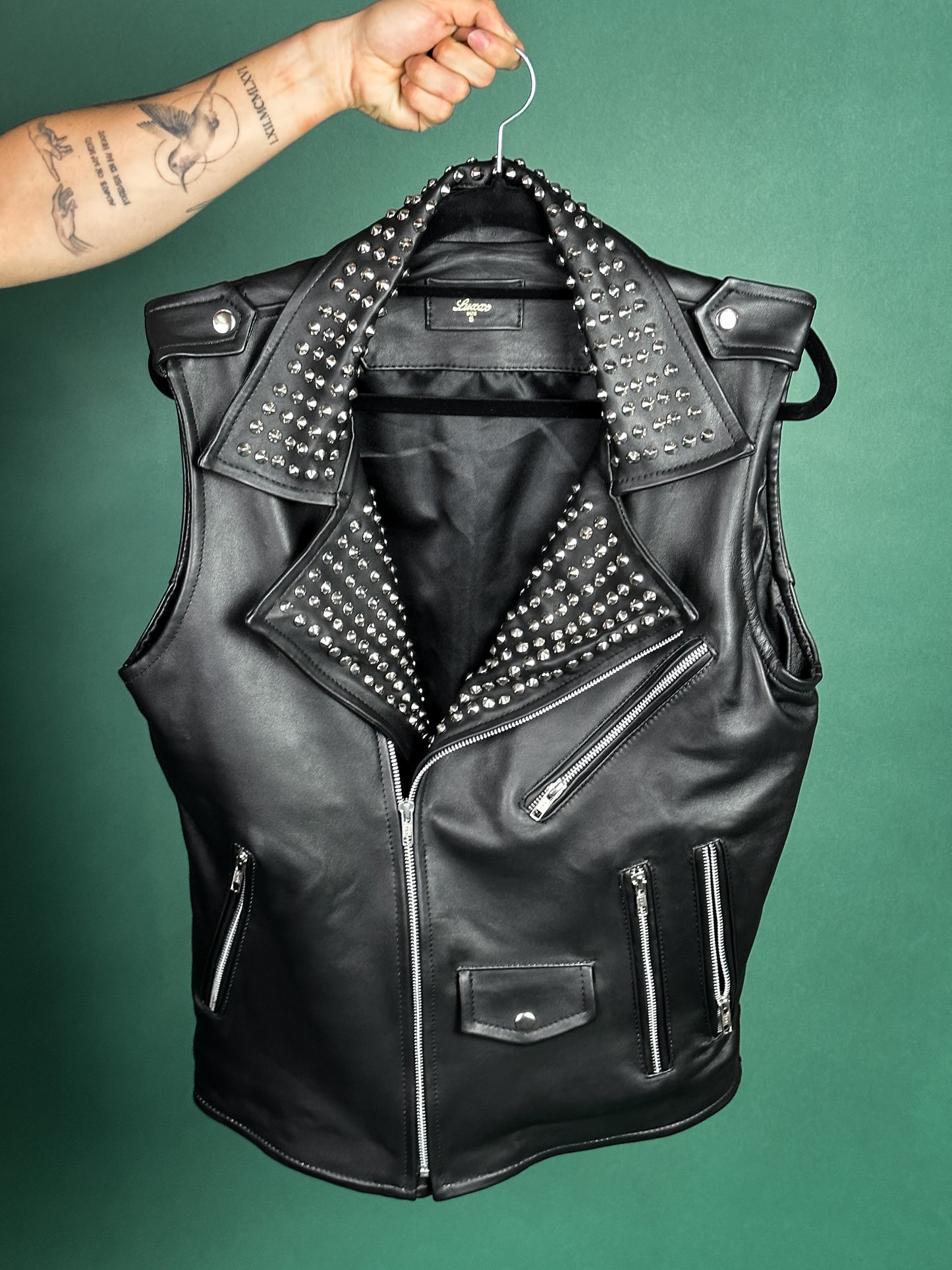 SPIKES VEST