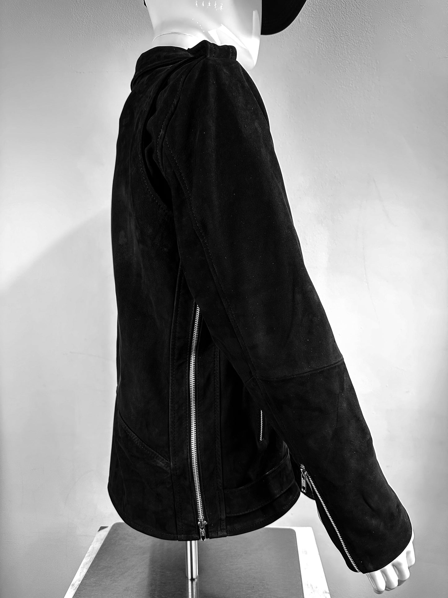 BLACK SUEDE BIKER