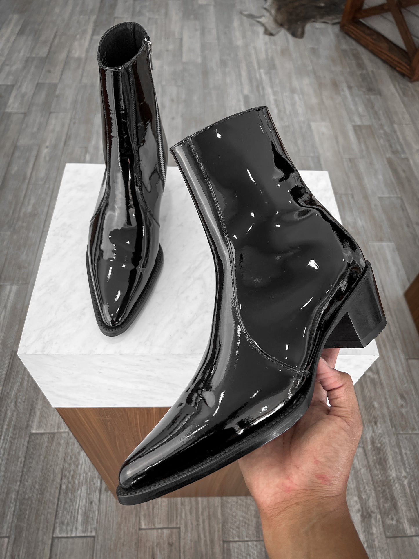 PATENT LEATHER CANNES