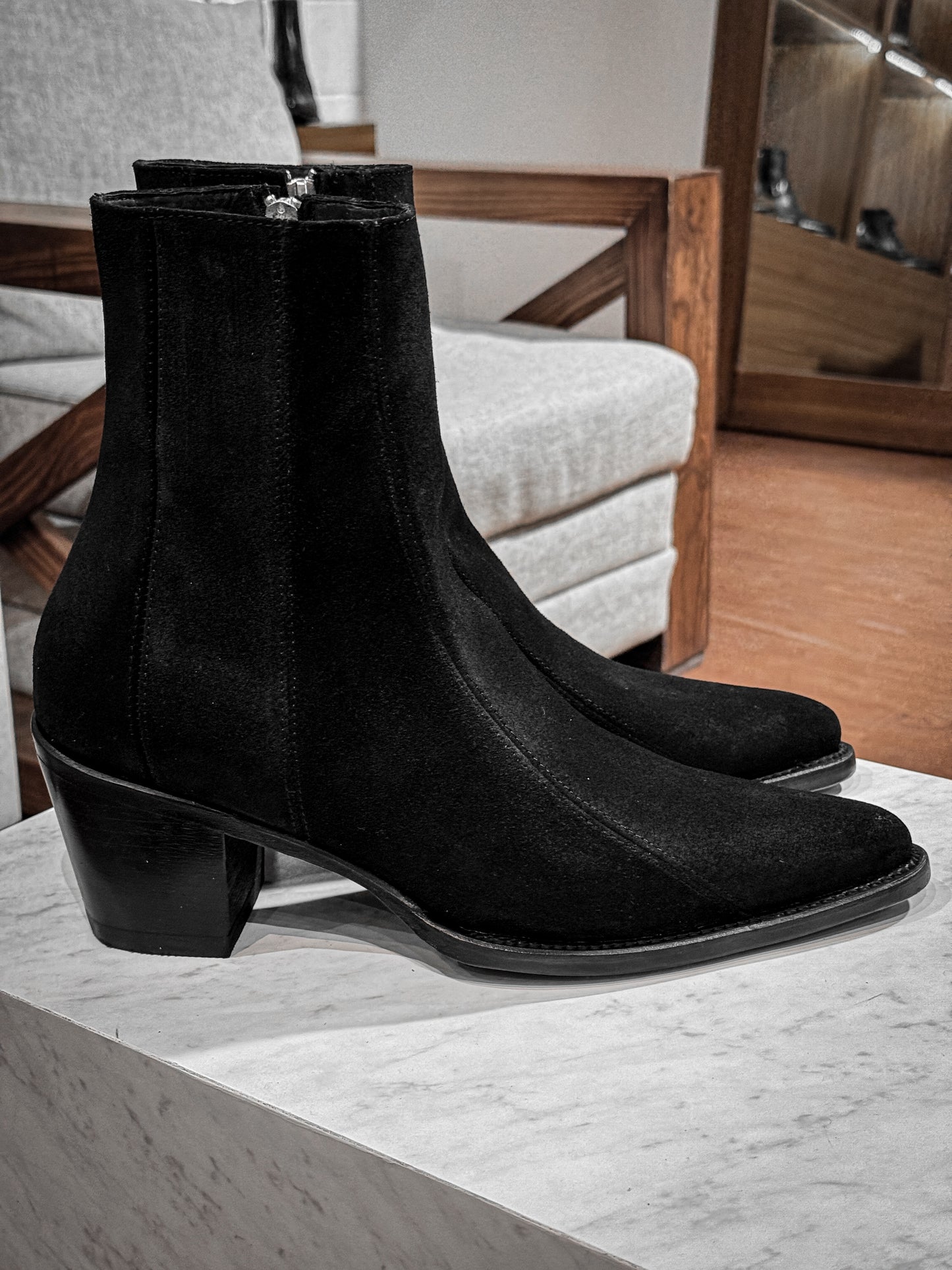 BLACK VARSOVIA