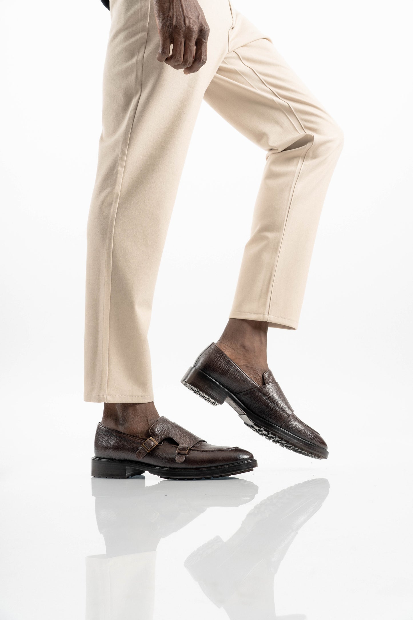 BROWN FLOATER MONK