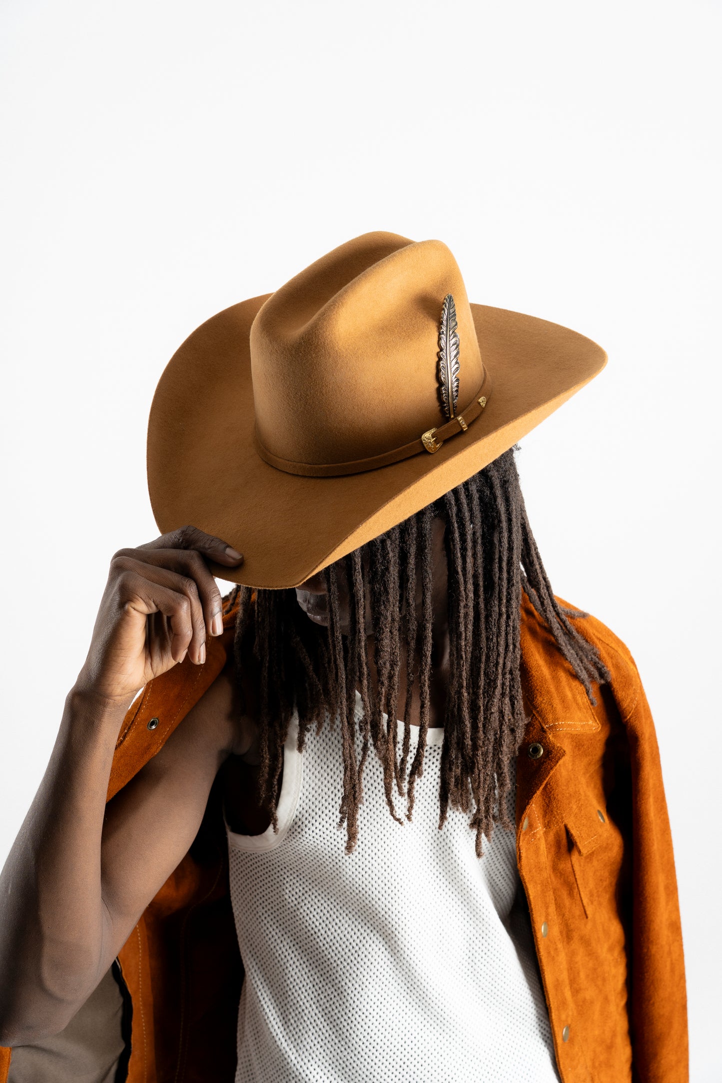 ORANGE WESTERN HAT (FEATHER)