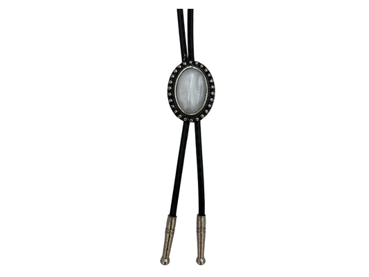 BOLO TIE WHITE PEARL