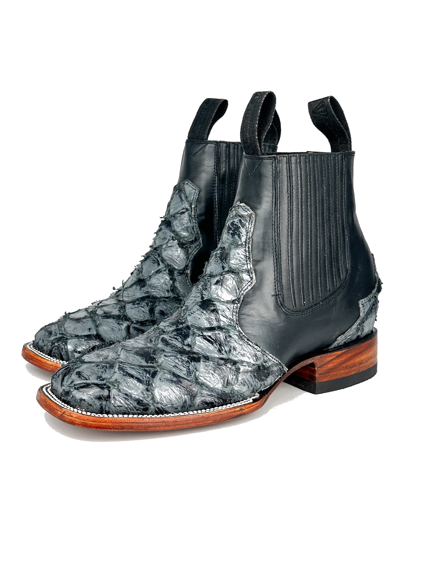 GREY COWBOY FISH