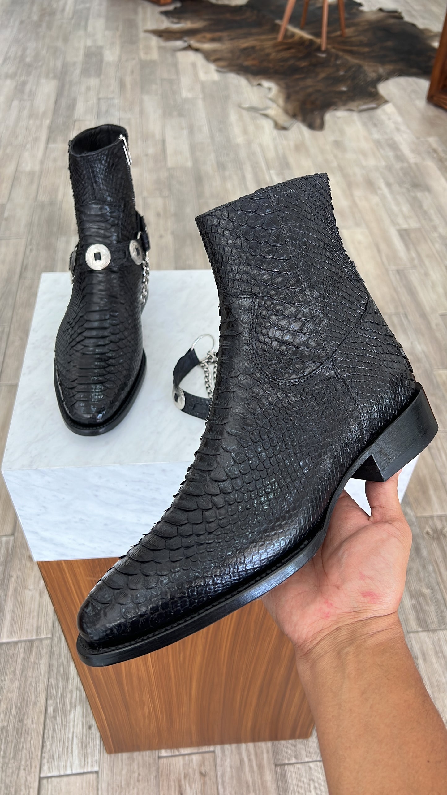 BLACK PYTHON LISBON 25MM