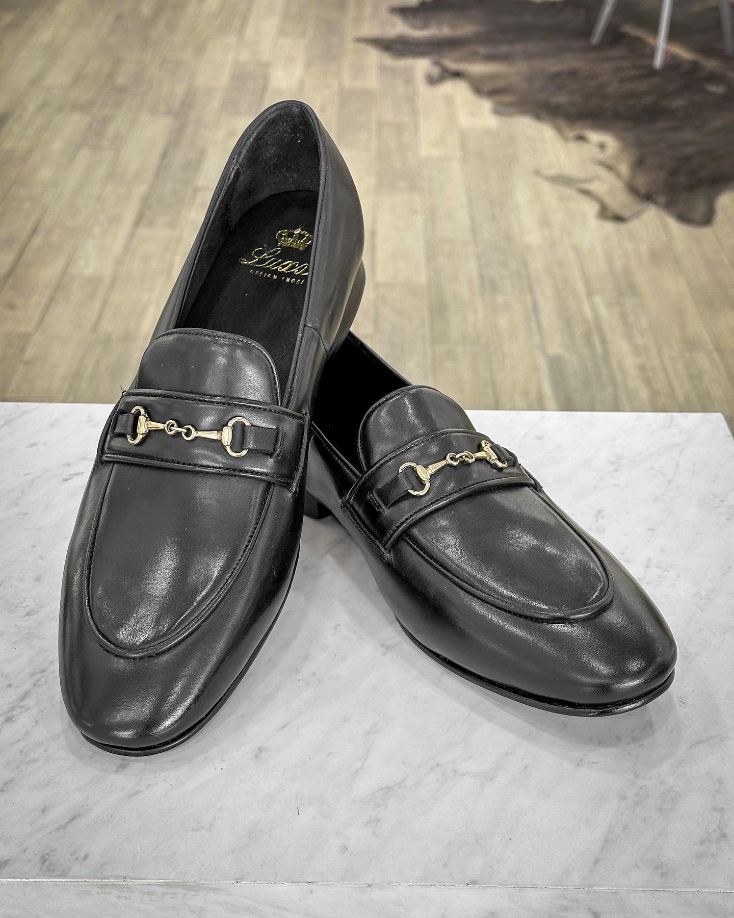 BLACK HORSEBIT LOAFER