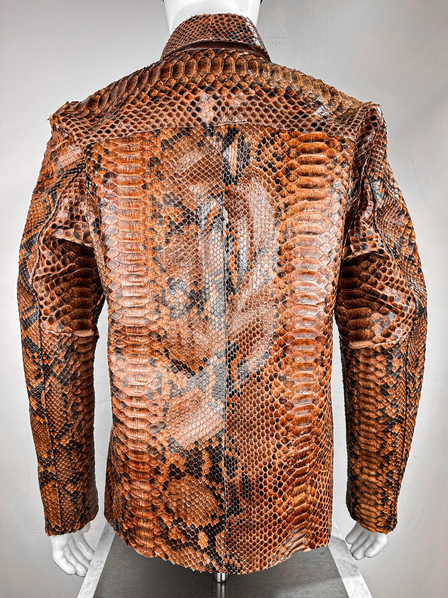 BROWN PYTHON JACKET JUMBO